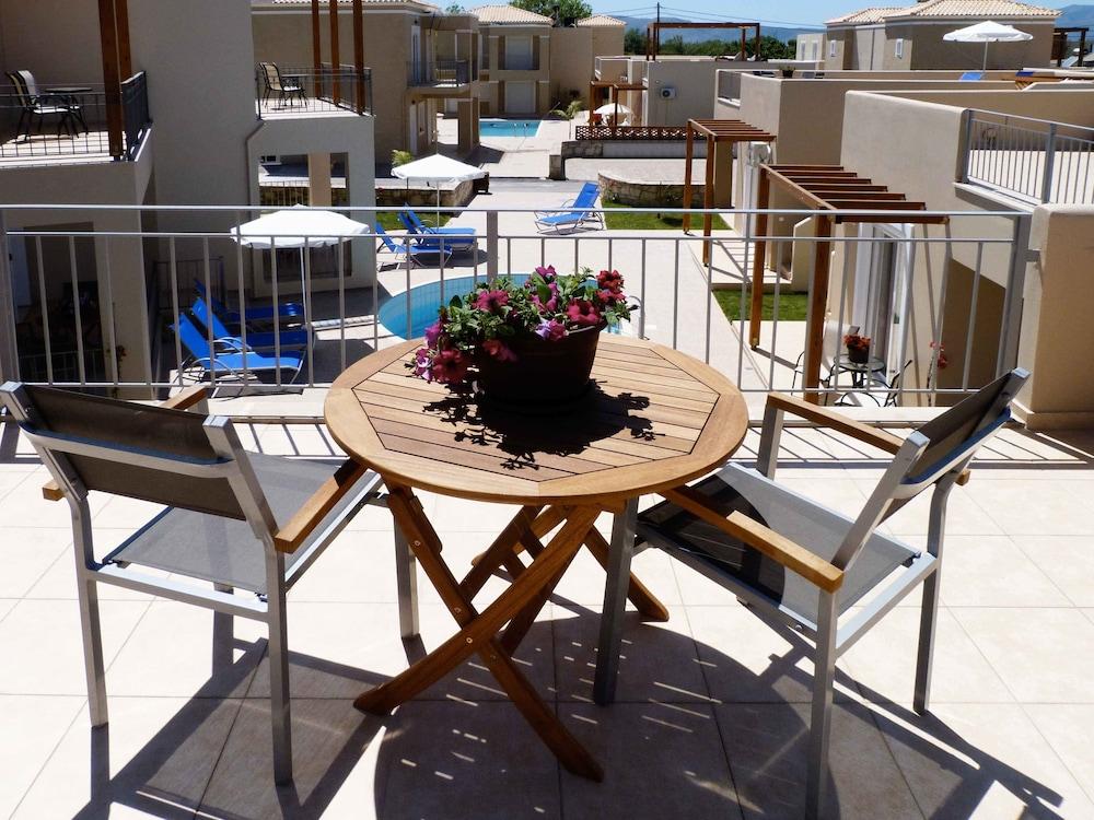 Azure Beach Kíssamos Esterno foto